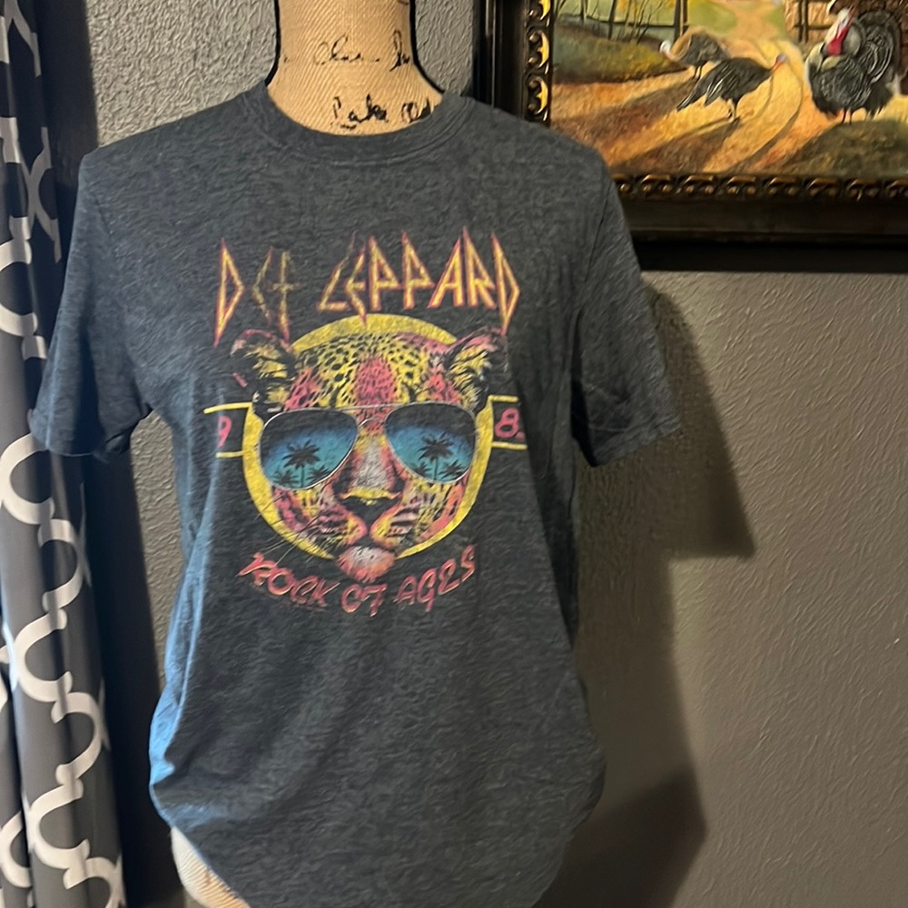 Def Leopard Tee